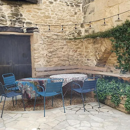 펜션 Maison Traditionnelle Au Coeur D'un Village Typique A 30 Mn De La Junas
